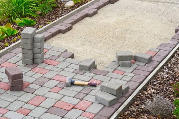Best Driveway Paving Company  in Martinsvle, IL